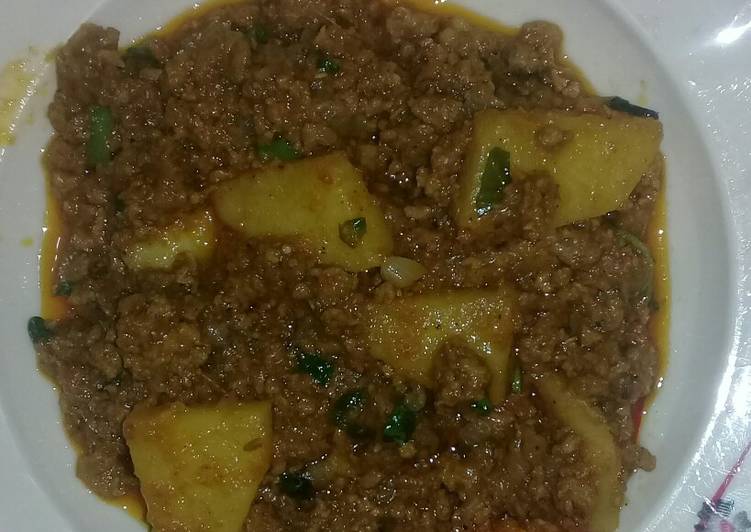 Recipe of Award-winning Potato mutton keema