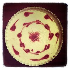 A picture of Fresh Strawberry Cheesecake.