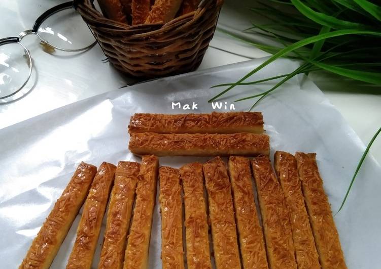Siap Saji Kaasstengels cheese stick Gurih Mantul