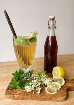 Foto resep Homemade elderflower sirup (sirup bunga rumahan)