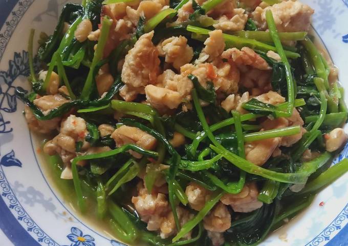 Resep Tumis kangkung tempe Anti Gagal