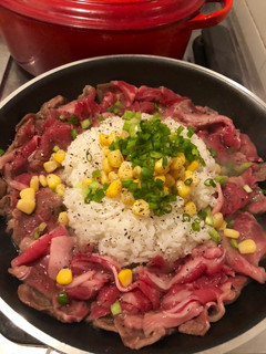 A picture of Classic Japanese Pepper Beef Rice (No Teppan Needed, Just a Frying Pan!).
