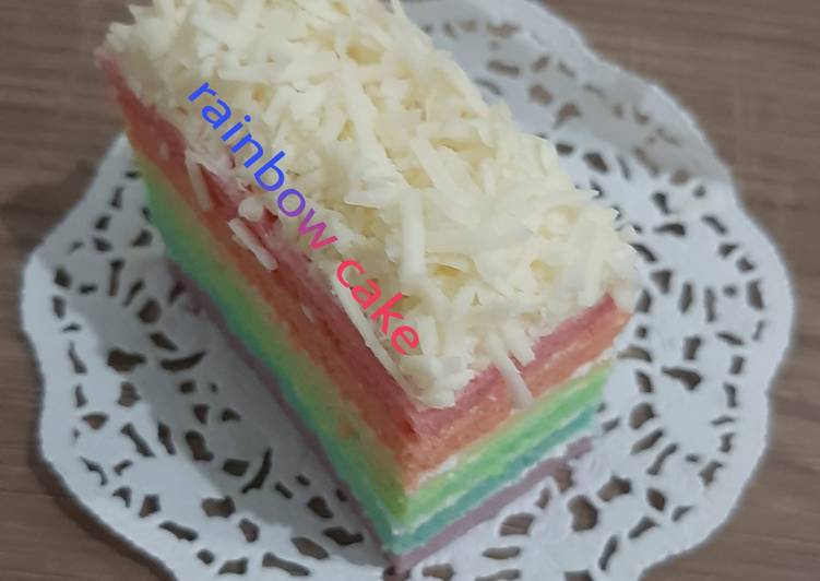 10. Rainbow Cake Putih Telur