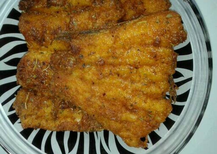 Fried hake with herbs