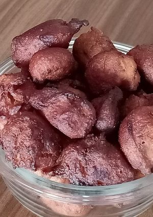 A picture of Jackfruit Fritters or gaarige.