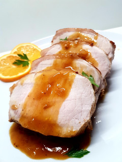 Una foto de Lomo de cerdo en salsa de naranja