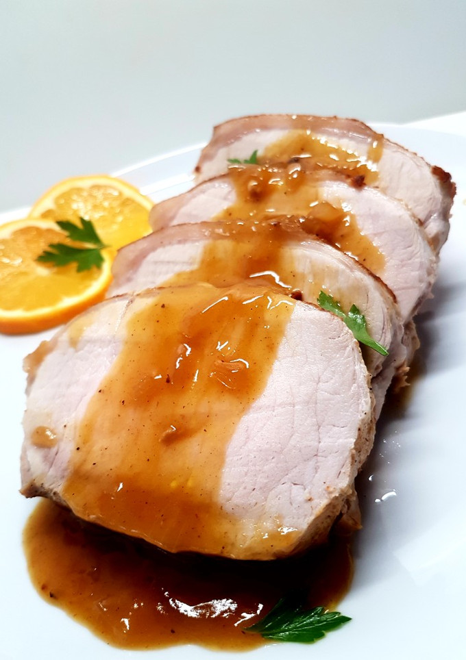 Una foto de Lomo de cerdo en salsa de naranja