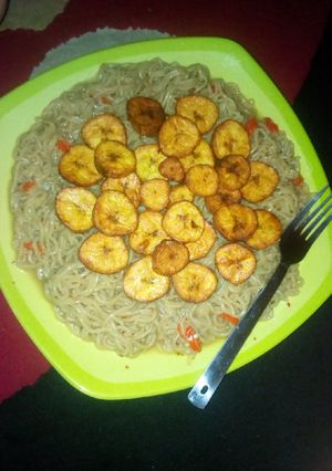 Indomi da soyayyen agada ainihin hoton girkin