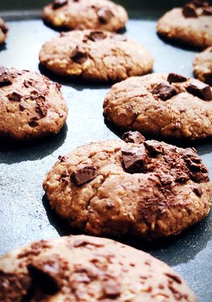 चोको ओट्स कुकीज (Choco oats cookies recipe in Hindi) रेसिपी मुख्य फोटो