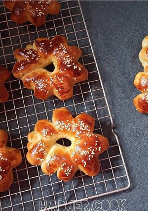 صورة لوصفة كعك الغرب 🥨 على طريقة أم وليد