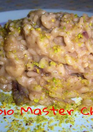 Foto di Risotto con Radicchio e Granella di Pistacchio di Bronte