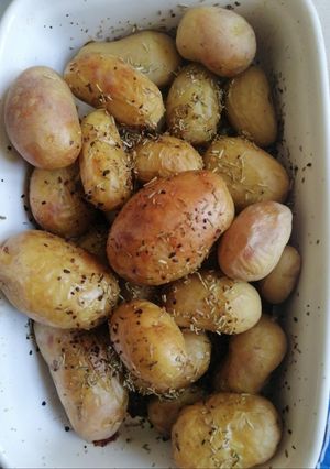 Une photo de Pommes de terre nouvelles au thym