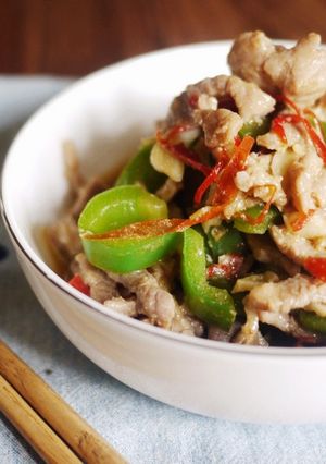快手菜-青椒辣炒肉絲 的食譜成品照片