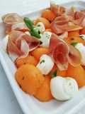 Ensalada de melón, mozzarella y jamón serrano