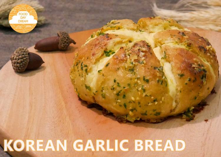 Korean Garlic Bread