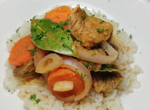 Una foto de Goulash de carne