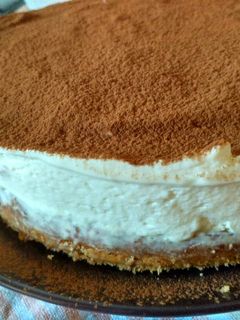 A picture of Banana Bread Cheesecake.