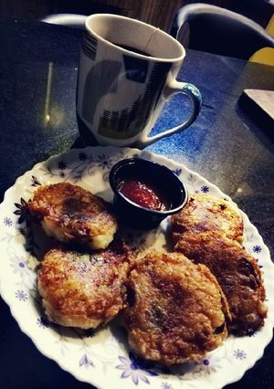 A picture of Simple potatoes cutlets.