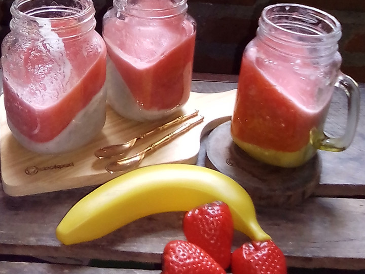 Bagaimana Menyiapkan Puding Pisang Lapis Selai Strawberry Sederhana Dan Enak