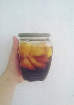 Hình của món Đào ngâm và trà đào.