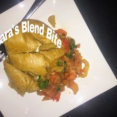 A picture of Bean cake and sauce(Moimoi).