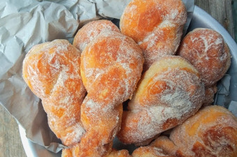 Langkah Mudah untuk Membuat Kkwabaegi / Twisted Korean Doughnut, Enak