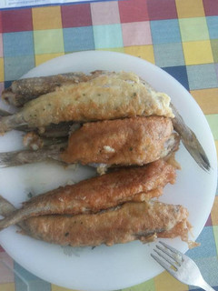 Una foto de Bacaladillas rebozadas con huevo