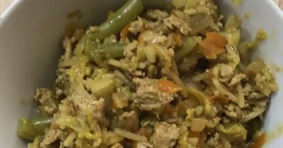 Beef mince chow mein Recipe by Jonathan Lambert Cookpad