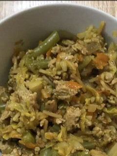 A picture of Beef mince chow mein.