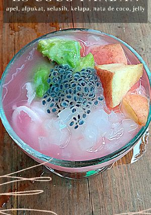 Foto resep Es Coco Pandan (Apel, Alpukat, Nata de Coco, Jelly)