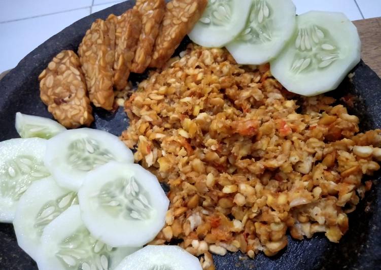 Tempe sambal bawang