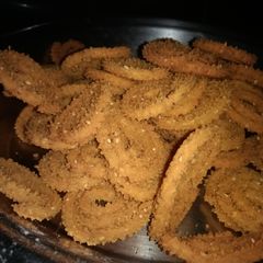 A picture of Murukulu.