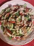 Ensalada con pescado empanizado