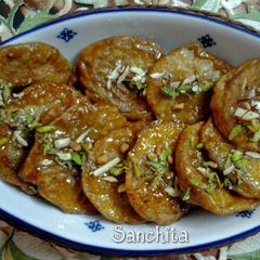 A picture of Fruity Flavoured Falahari Malpua.