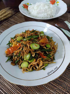 Foto resep Oseng Teri Cabe Ijo dan Pete