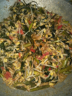 Foto resep Tumis kangkung toge