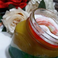 A picture of Junky jelly dessert.