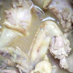 A picture of Chicken pepper soup.