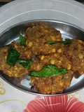 வாழை பூ சின்ன வெங்காயம் வடை(valaipoo vadai recipe in tamil)