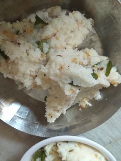 उपमा (Upma recipe in hindi) रेसिपी मुख्य फोटो