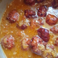 A picture of Gravy pakora 😉 (zaroorat eejaad ki mommy)😍.