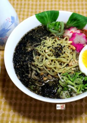 黑芝麻拉麵 的食譜成品照片
