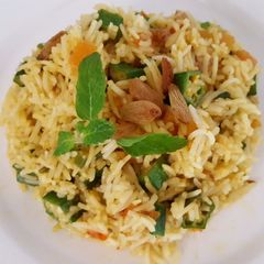 A picture of Lady fingers in a fusion fried rice.