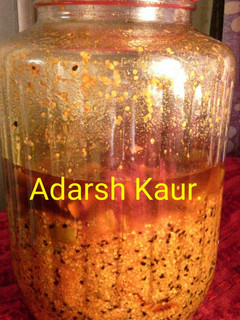 कच्चे आम का चटपटा आचार (kacche aam ka chatpata achar recipe in Hindi) रेसिपी मुख्य फोटो