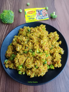 ब्रोकली मटर कीमा (Broccoli matar keema recipe in hindi) रेसिपी मुख्य फोटो