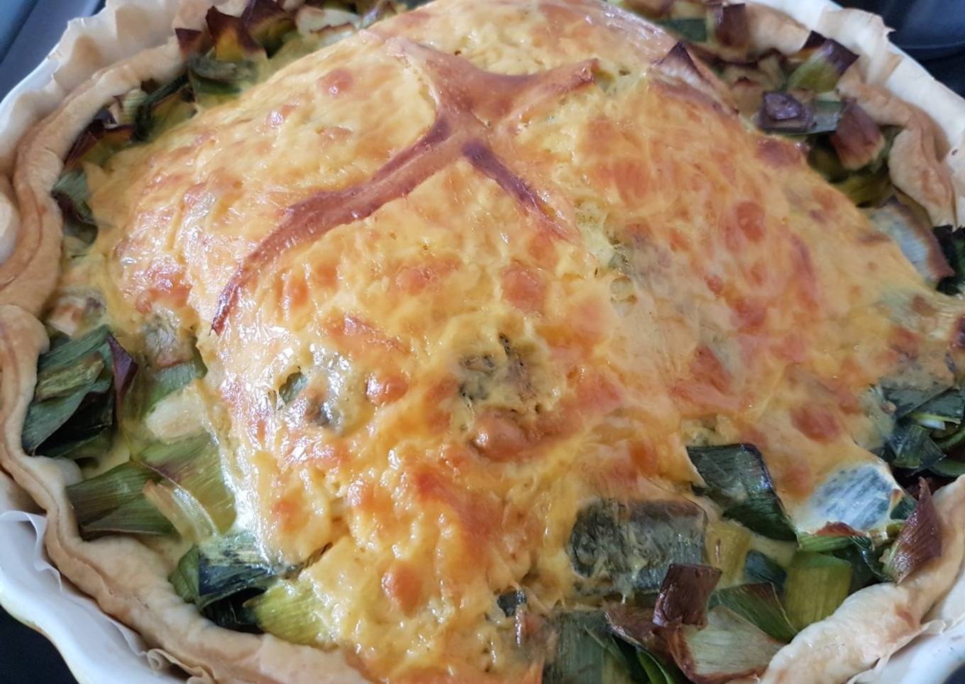 Tarte poireaux cheddar