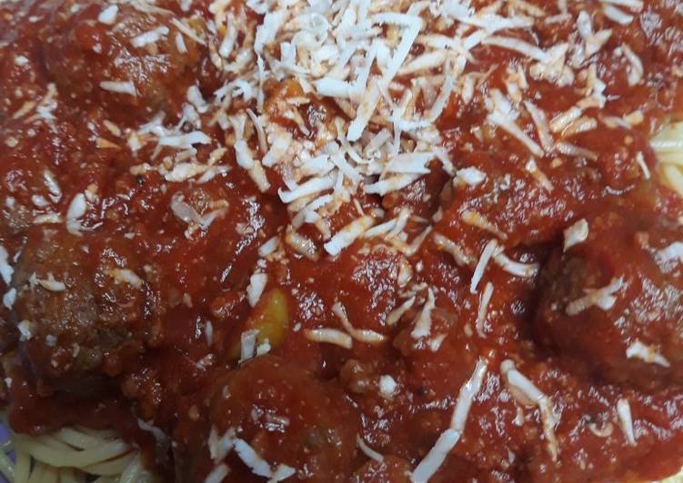 Tasty And Delicious of Spaghetti and Meatballs batch 11