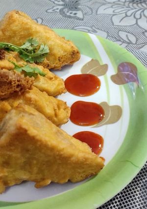 ब्रेड पकौड़ा (Bread pakoda recipe in Hindi) रेसिपी मुख्य फोटो