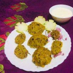 A picture of Bottle gourd muthiya.