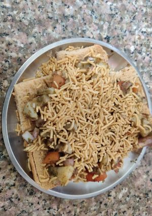 A picture of Brown bread chaat.